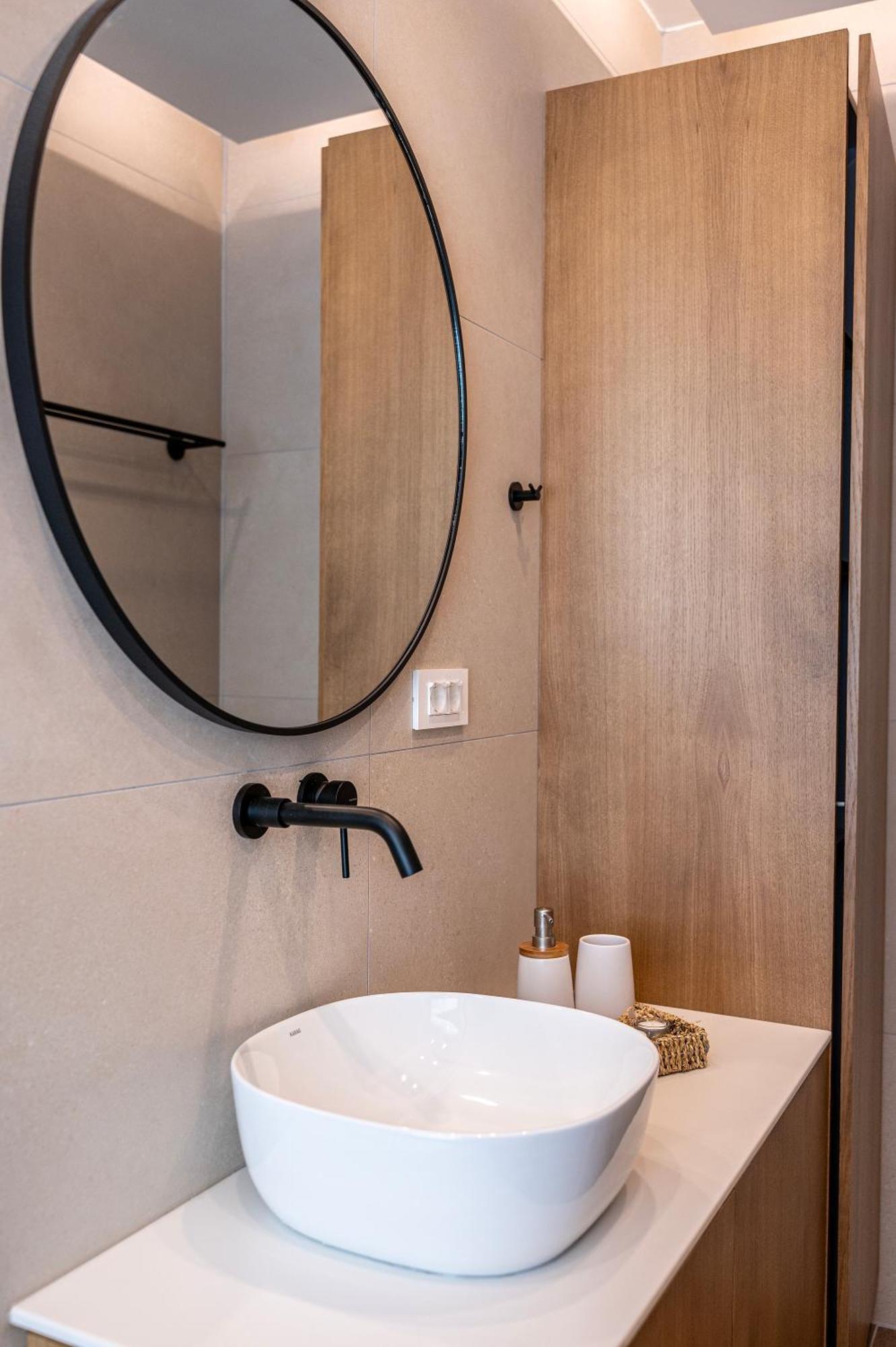 Spacious & Luxe 3Br Downtown 1Min To Beach Kos Exterior foto
